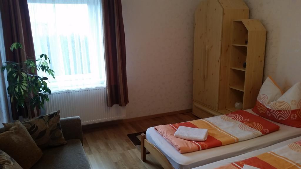 Fadora Apartman Apartment Tihany Room photo